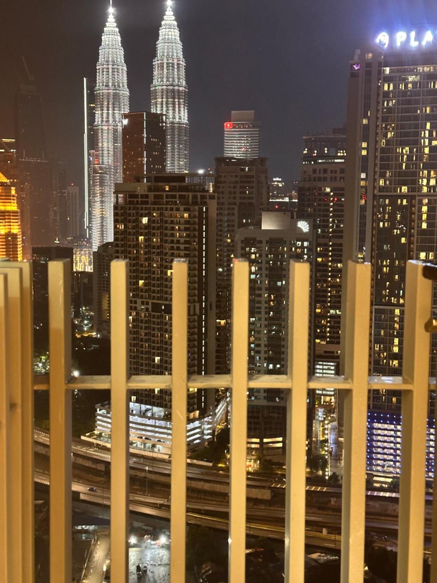 The Luxe Infinitum Klcc By Kl Malaysia Apartment Kuala Lumpur Luaran gambar