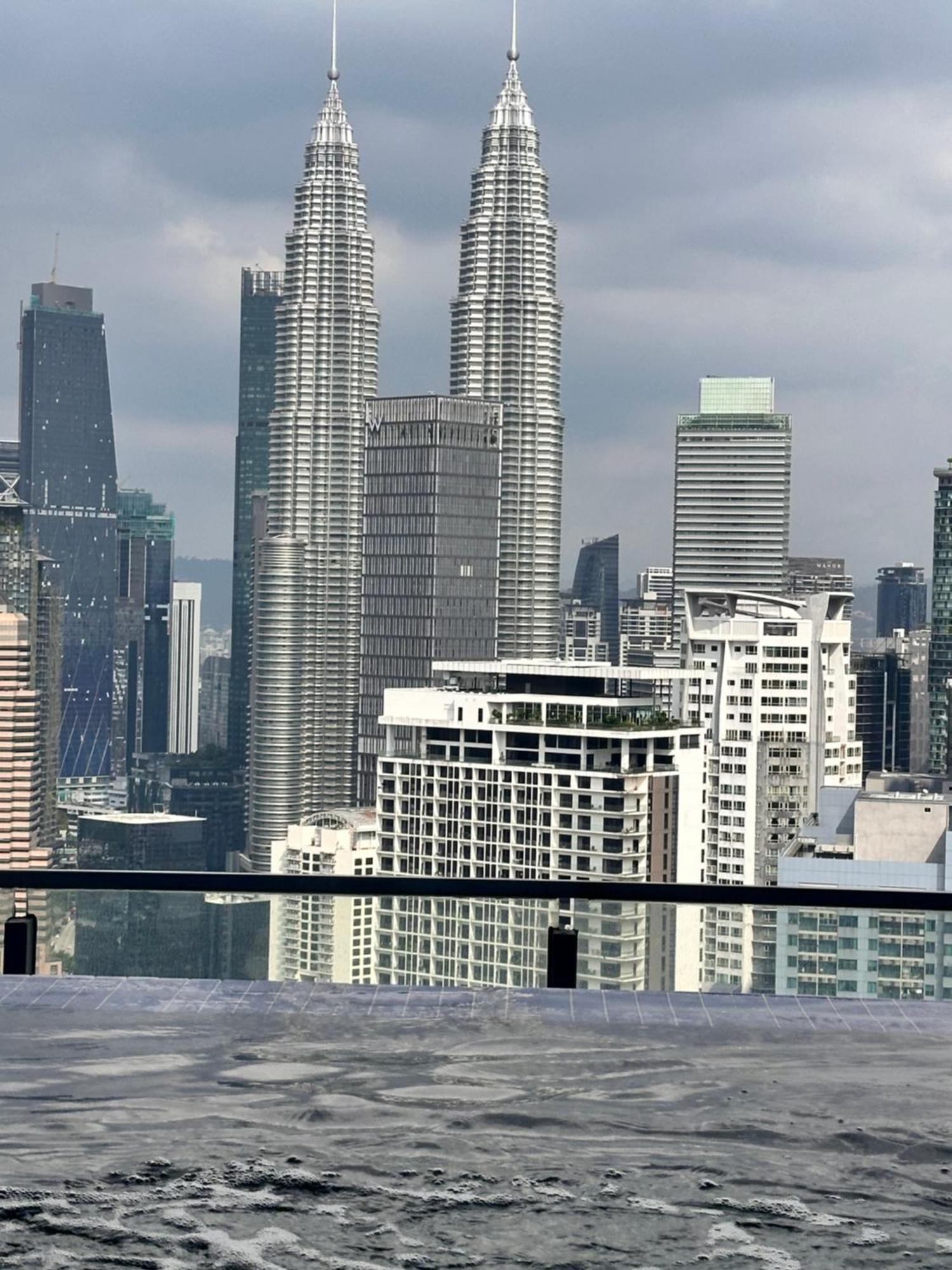 The Luxe Infinitum Klcc By Kl Malaysia Apartment Kuala Lumpur Luaran gambar