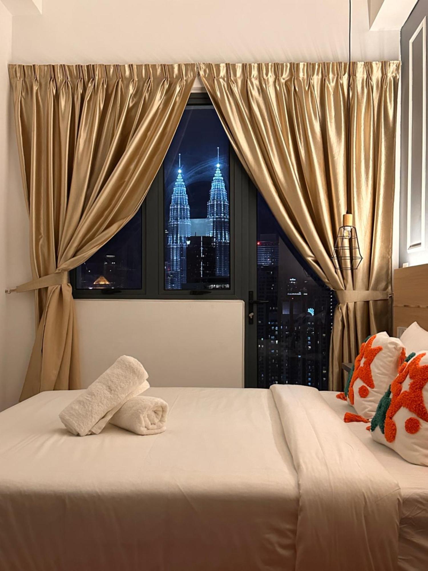 The Luxe Infinitum Klcc By Kl Malaysia Apartment Kuala Lumpur Luaran gambar