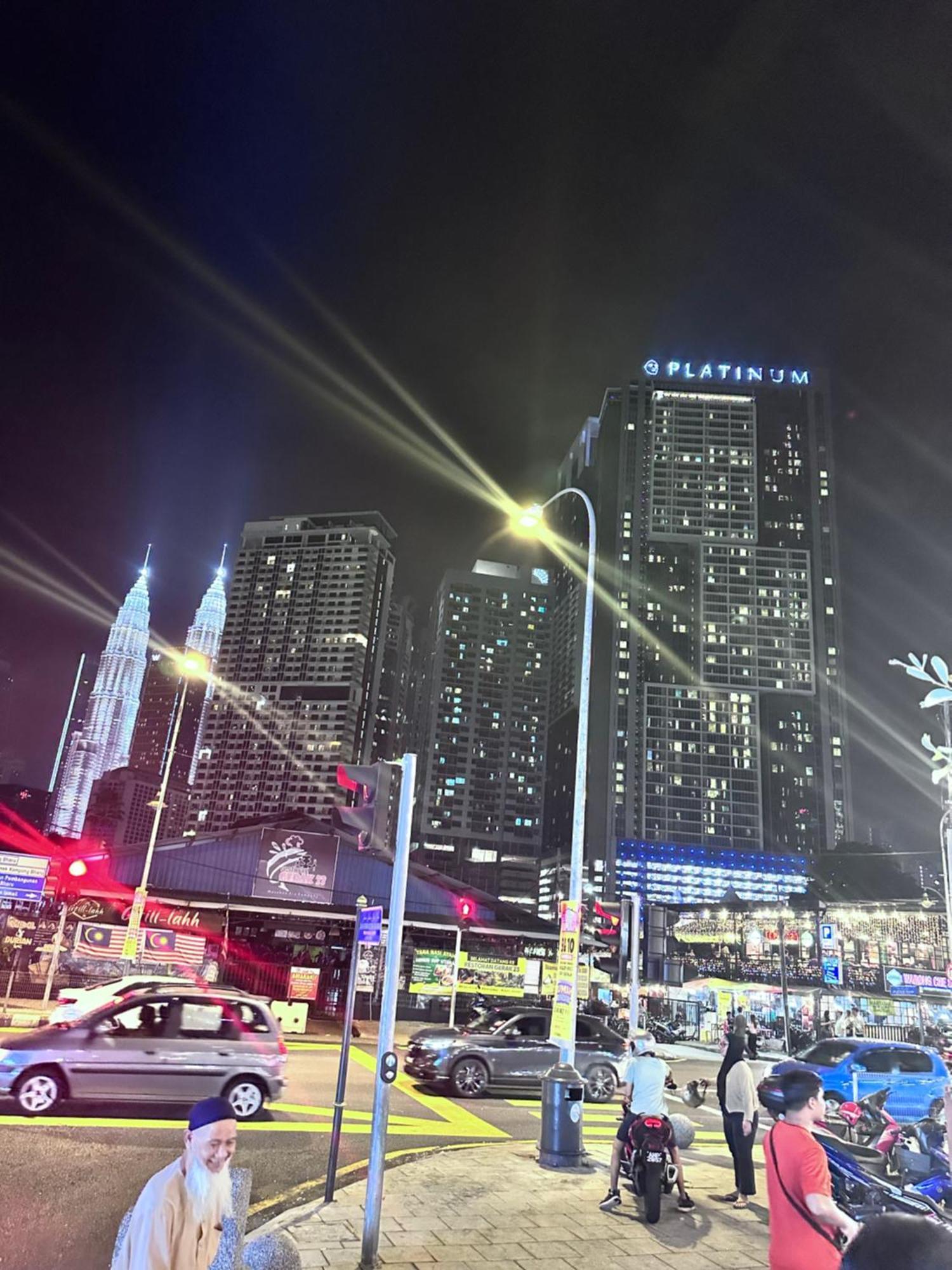 The Luxe Infinitum Klcc By Kl Malaysia Apartment Kuala Lumpur Luaran gambar