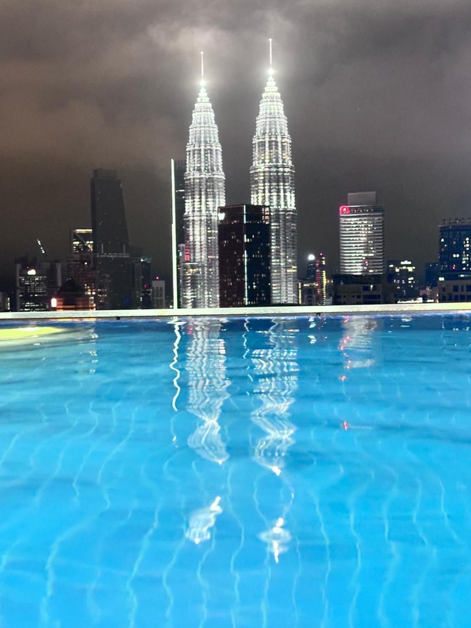 The Luxe Infinitum Klcc By Kl Malaysia Apartment Kuala Lumpur Luaran gambar